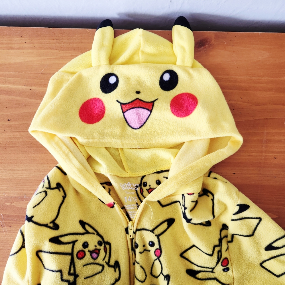Pokemon 14/16 Pikachu Kids One Piece Pajama